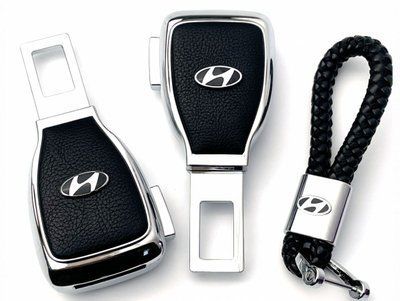 Набір в авто для Hyundai №2 / Заглушка перехідник ременя безпеки та брелока з логотипом SFC0002Hyundai фото